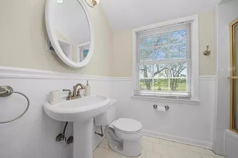 Bath - 2525 Glenview Rd, Glenview, IL 60025 photo 2 of 2