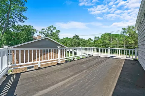 Exterior - 2525 Glenview Rd, Glenview, IL 60025 photo 10 of 13
