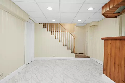 Entry Way - 2525 Glenview Rd, Glenview, IL 60025 photo 1 of 1