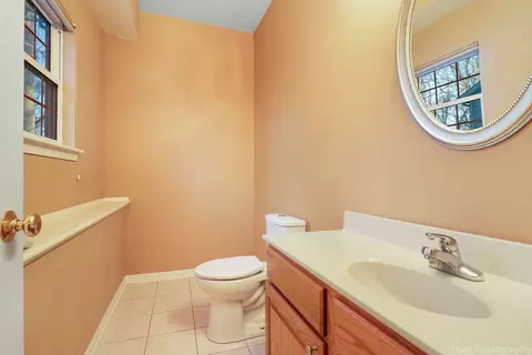 Bath - 1100 Geringer Rd, Algonquin, IL 60102 photo 3 of 3