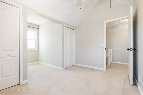 1207 Hillside Ln, Mchenry, IL 60051 photo 12