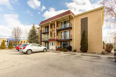 8855 N Chester Ave #1S, Niles, IL 60714