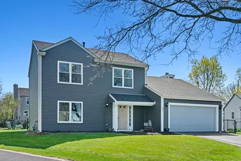 21 Manchester Ct, Streamwood, IL 60107