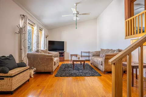 370 S Small Ave, Kankakee, IL 60901 photo 2