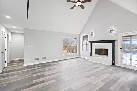 Living - 4632 W Offner Rd, Monee, IL 60449 photo 4 of 4