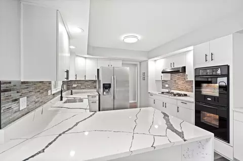 Kitchen - 4632 W Offner Rd, Monee, IL 60449 photo 5 of 5