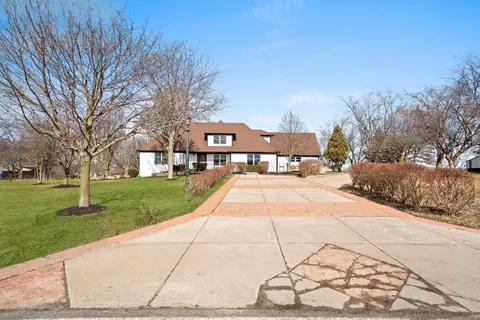 Exterior - 4632 W Offner Rd, Monee, IL 60449 photo 2 of 34
