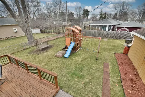 Exterior - 3714 Oriole Ln, Rolling Meadows, IL 60008 photo 3 of 13