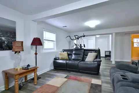 Living - 3714 Oriole Ln, Rolling Meadows, IL 60008 photo 6 of 6