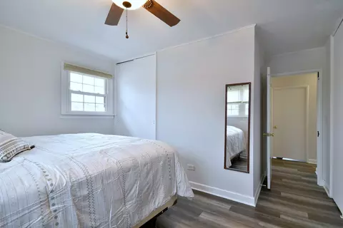 Bedroom - 3714 Oriole Ln, Rolling Meadows, IL 60008 photo 2 of 4