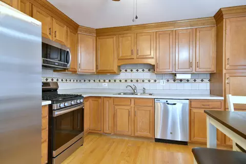 Kitchen - 3714 Oriole Ln, Rolling Meadows, IL 60008 photo 1 of 5