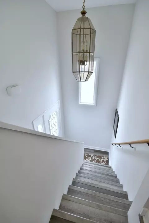 Entry Way - 3714 Oriole Ln, Rolling Meadows, IL 60008 photo 2 of 2
