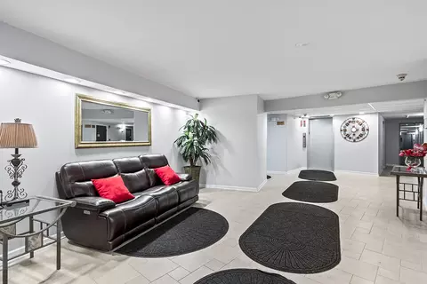 Living - 1450 Sandpebble Dr #111, Wheeling, IL 60090 photo 1 of 1
