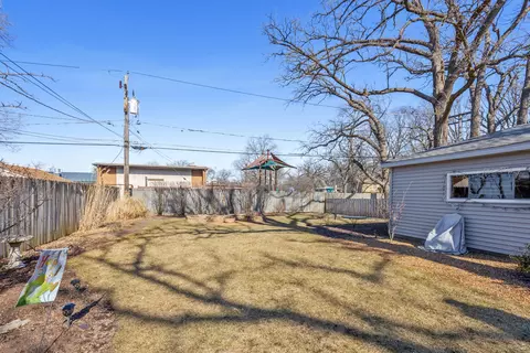 Exterior - 452 Longfellow Ave, Deerfield, IL 60015 photo 3 of 6