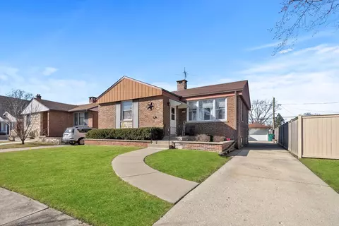 1408 Newcastle Ave, Westchester, IL 60154