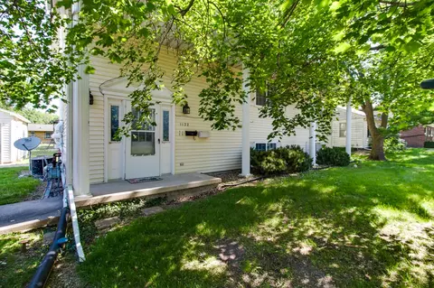 1122 West Ave, Normal, IL 61761 photo 2