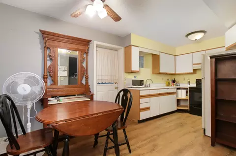 1122 West Ave, Normal, IL 61761 photo 4