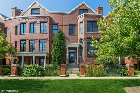 1823 Admiral Ct #113, Glenview, IL 60026