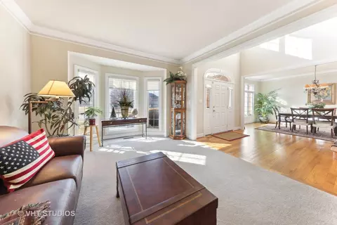 7962 Pineview Ln, Frankfort, IL 60423 photo 8
