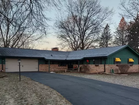 4982 Dunbarton Pkwy, Rockford, IL 61101