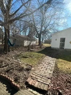Exterior - 307 Exchange St, Danvers, IL 61732 photo 13 of 13
