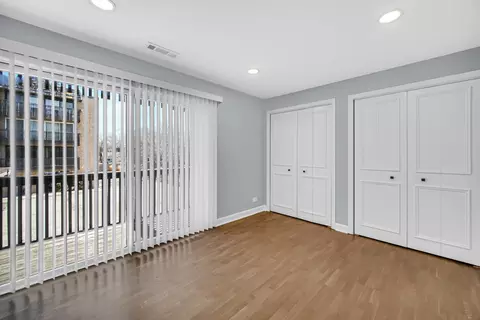 Bedroom - 1915 Tanglewood Dr #2D, Glenview, IL 60025 photo 2 of 2