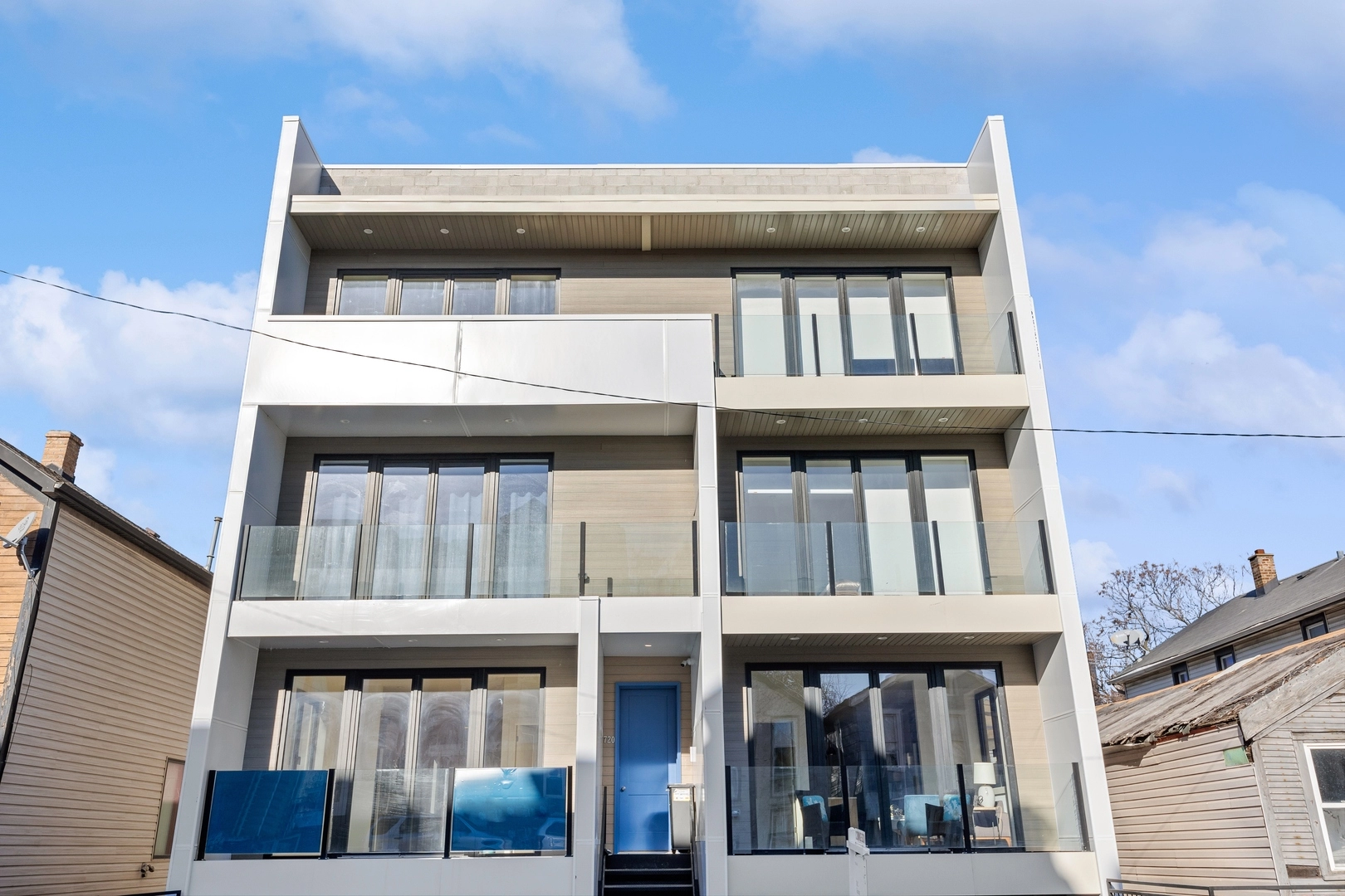 718-720 W 17th St Unit 1E  