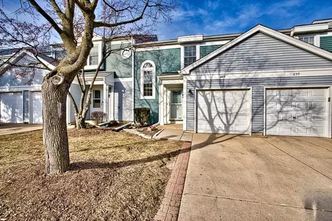 663 Wedgewood Dr, Hanover Park, IL 60133