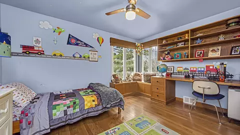 559 Selborne Rd, Riverside, IL 60546 photo 13