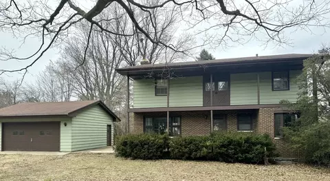 46 W612 Middleton Rd, Hampshire, IL 60140