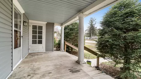 Exterior - 401 Main St, Leaf River, IL 61047 photo 6 of 6