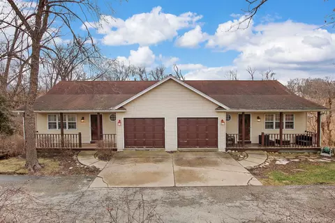 9937 W Paxton Dr, Beach Park, IL 60099