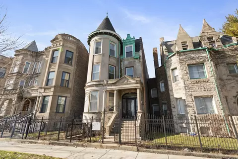4724 S Prairie Ave, Chicago, IL 60615