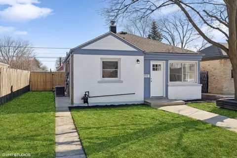 2541 Willow St, Franklin Park, IL 60131