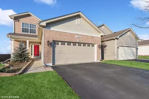 182 W Norwell Ln, Round Lake, IL 60073