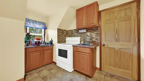 Kitchen - Undisclosed, Chicago, IL 60609 photo 6 of 6