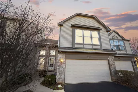 3103 Bromley Ln, Aurora, IL 60502