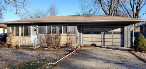 1313 Black Rd, Joliet, IL 60435