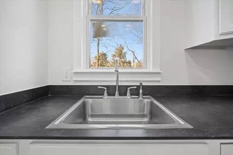 Kitchen - 107 Packard St, Bloomington, IL 61701 photo 4 of 5