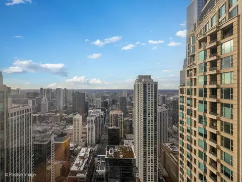 View/Area - 30 E Huron St #4804, Chicago, IL 60611 photo 6 of 8