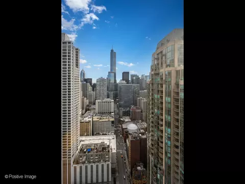 View/Area - 30 E Huron St #4804, Chicago, IL 60611 photo 3 of 8