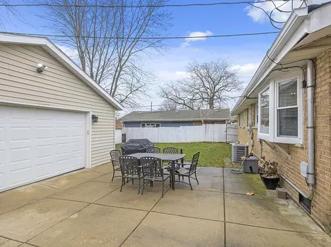 5316 Arbor Ln, Crestwood, IL 60445 photo 19