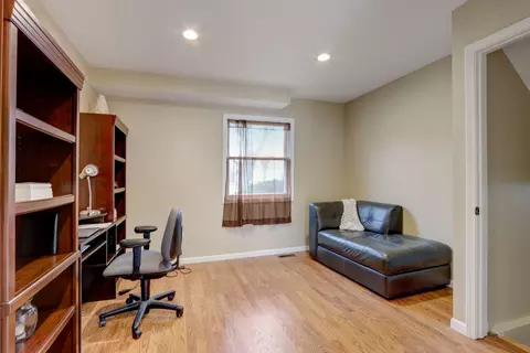 Other - 1475 Westbury Dr, Hoffman Estates, IL 60192 photo 2 of 6