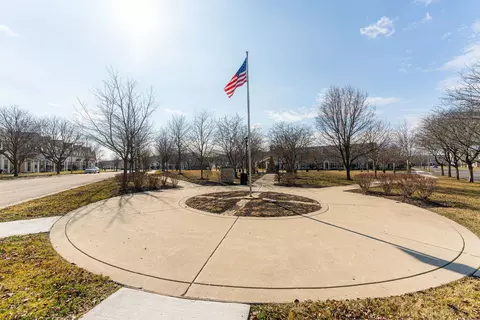 View/Area - 2257 Georgetown Cir #2257, Aurora, IL 60503 photo 2 of 2