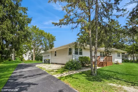 12 E 60th St, Westmont, IL 60559 photo 2