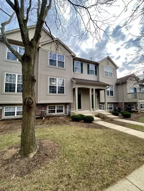 1081 Chadwick Dr, Grayslake, IL 60030
