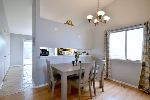 Dining - 692 Packard Dr, Elgin, IL 60120 photo 1 of 2