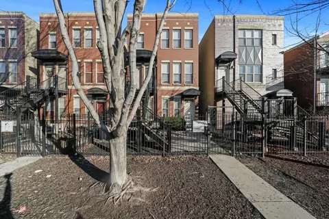 2518 W Flournoy St #1, Chicago, IL 60612