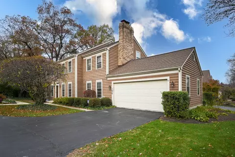 1634 Stonebridge Trl, Wheaton, IL 60189