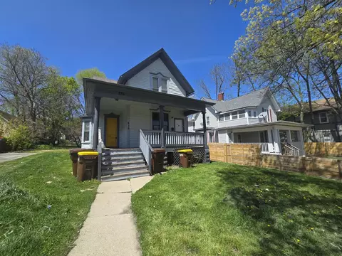 836 N Court St, Rockford, IL 61103